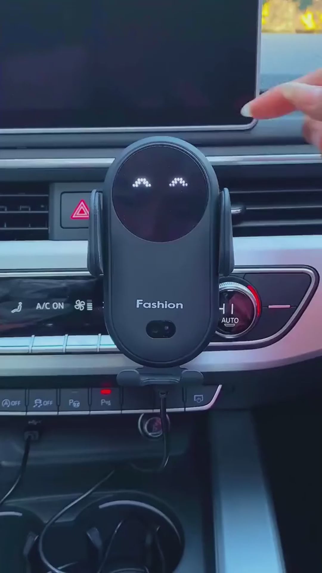Smart Auto-Clamp Wireless Car Charger Mount